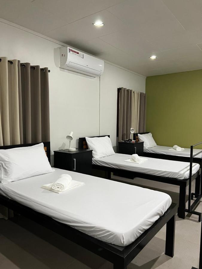 Happy Camper Hostel Корон Екстер'єр фото