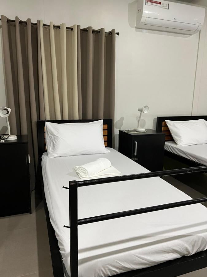 Happy Camper Hostel Корон Екстер'єр фото